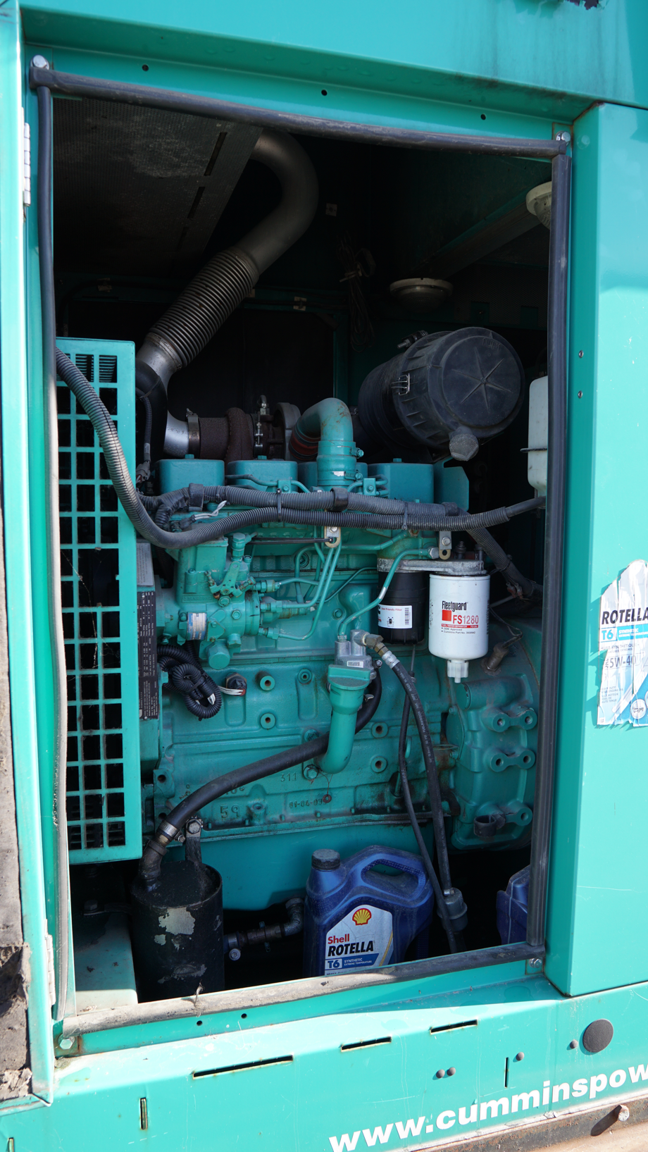 Genset 60 kW - 600V & 120V